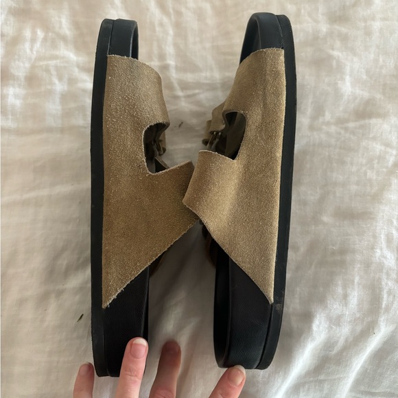 M. Gemi The Isa Slides in Khaki - Picture 4 of 8